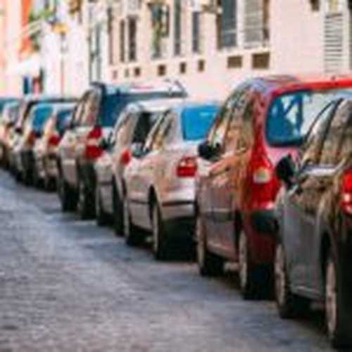 Park etmiş arabalar